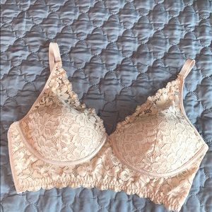 Maidenform 38C Beige Bra